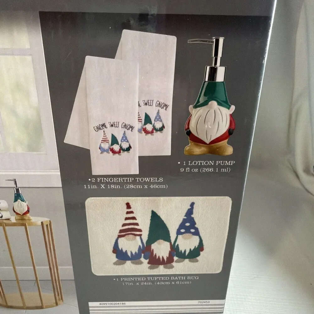 Christmas Gnome Bathroom Set NIB 4pc Soap Dispenser Embroidered Towels Bath Rug